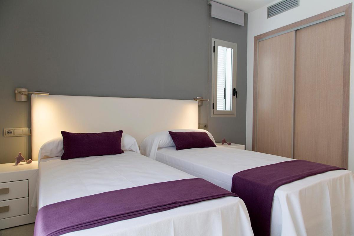 Apartamentos Proa - Emar Hotels Only Adults 埃斯普霍斯 外观 照片