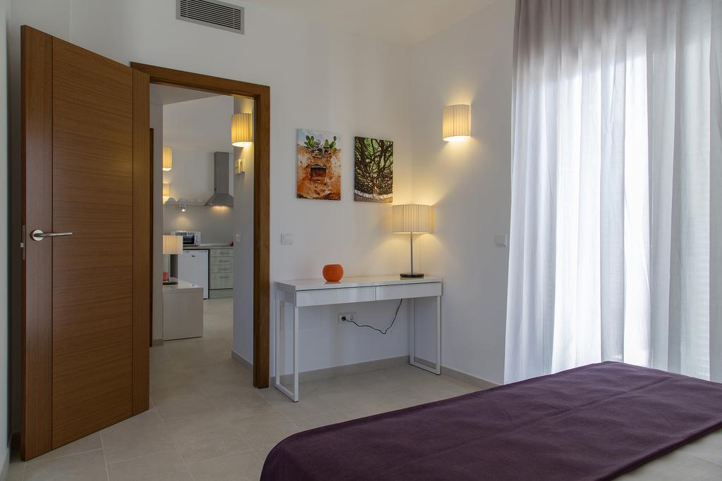 Apartamentos Proa - Emar Hotels Only Adults 埃斯普霍斯 客房 照片